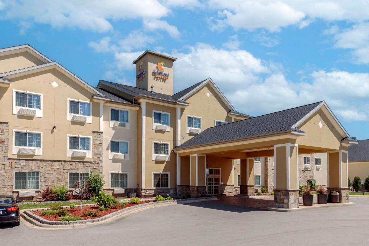 Comfort Suites Johnson Creek Conference Center Zewnętrze zdjęcie